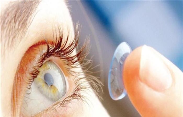 كيف يمكن للعدسات اللاصقة تدمير شبكية العين؟