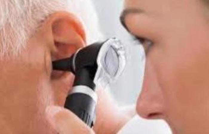 التهابات الأذن.. نصائح لمنع فقدان السمع وعلامات يجب الحذر منها