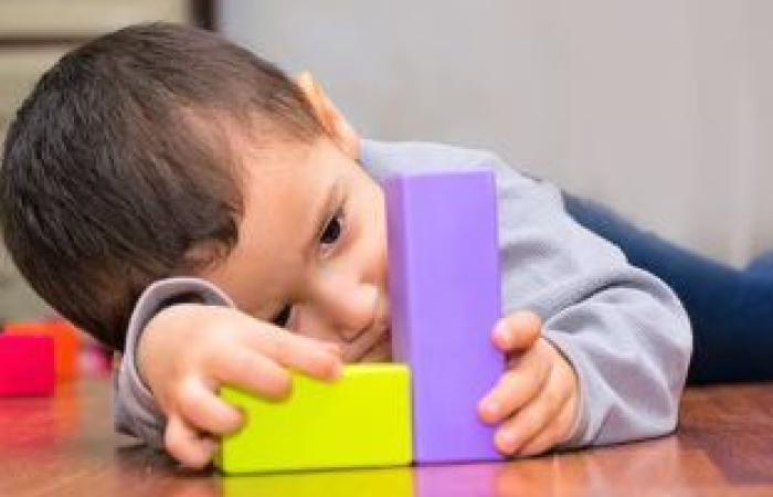 اللعب بالدمى ينمى المهارات الاجتماعية لدى أطفال التوحد