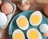 هل يوجد علاقة بين تناول البيض وارتفاع الكوليسترول؟ أخصائيون يشرحون