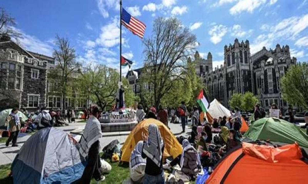 إخلاء-مخيم-اعتصام-لطلبة-متضامنين-مع-غزة-في-جامعة-أميركية